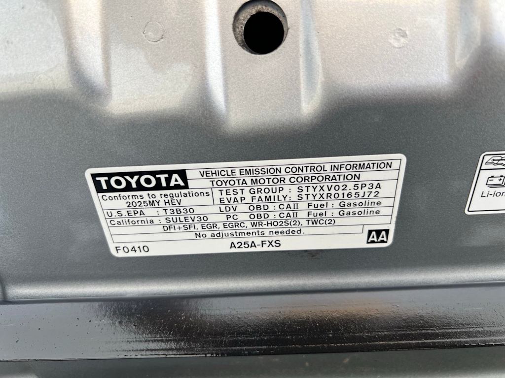 Thumbnail: 2025 Toyota Camry - 14
