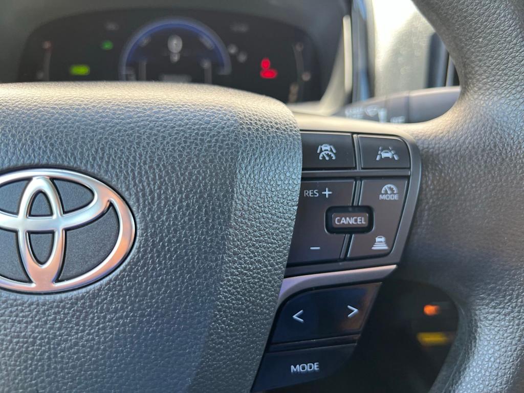 Thumbnail: 2025 Toyota Camry - 39
