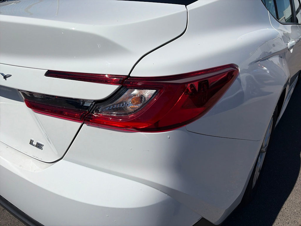 Thumbnail: 2025 Toyota Camry - 25