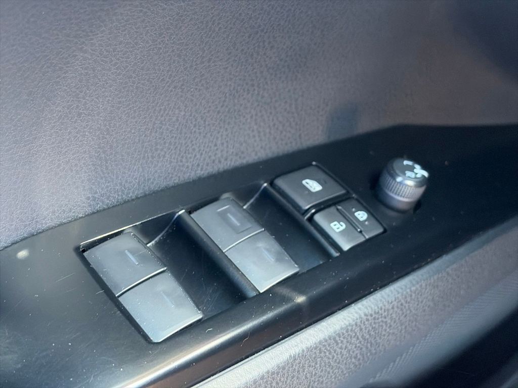 Thumbnail: 2025 Toyota Camry - 34