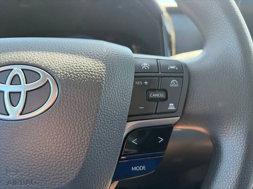 Thumbnail: 2025 Toyota Camry - 41