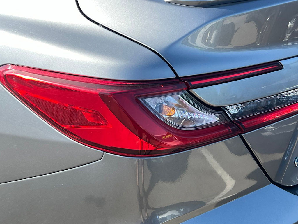 Thumbnail: 2025 Toyota Camry - 28