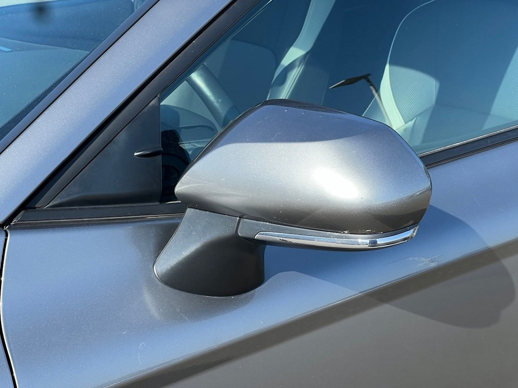 Thumbnail: 2025 Toyota Camry - 9