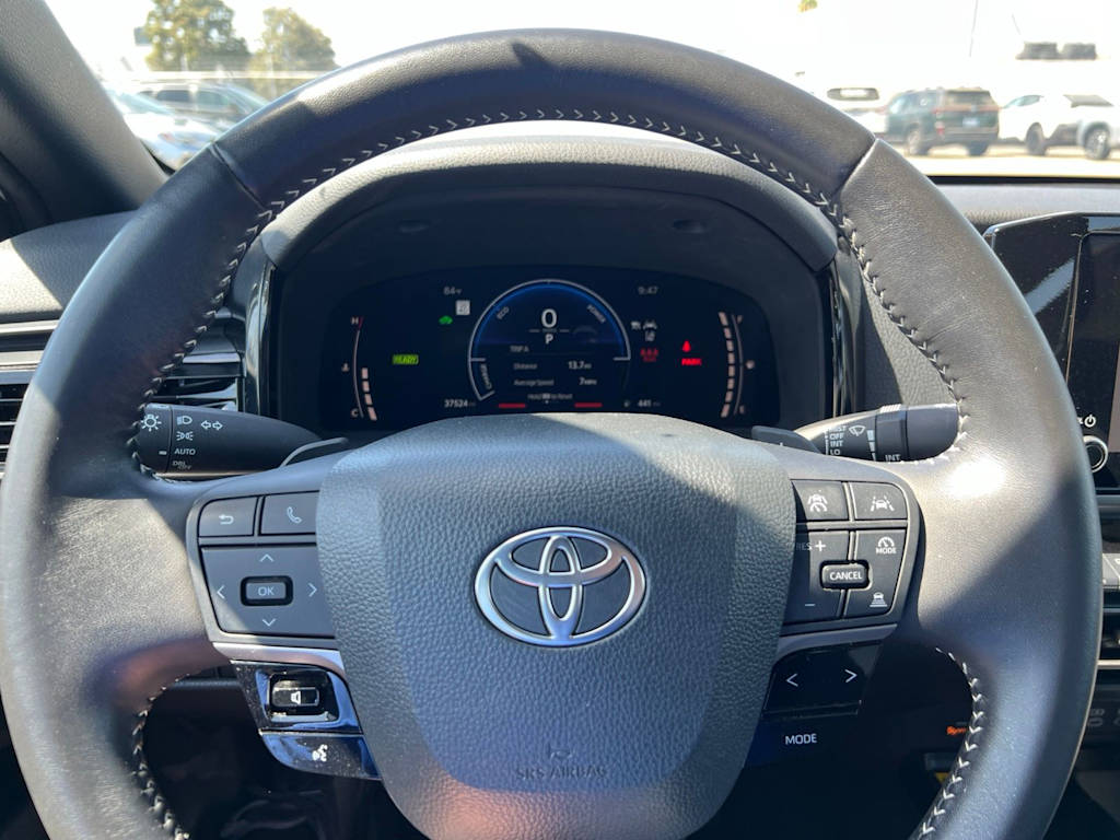 Thumbnail: 2025 Toyota Camry - 28