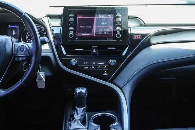 2021 Toyota Camry SE 13