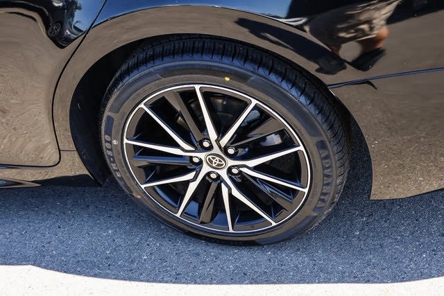 2021 Toyota Camry SE 7