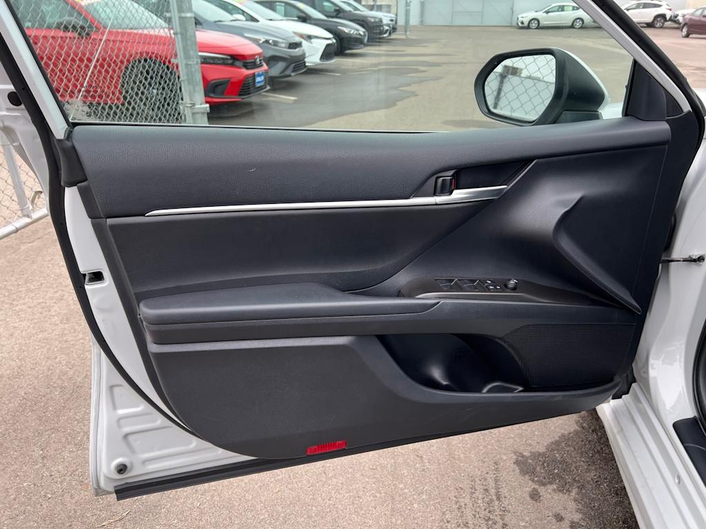 Thumbnail: 2023 Toyota Camry - 22