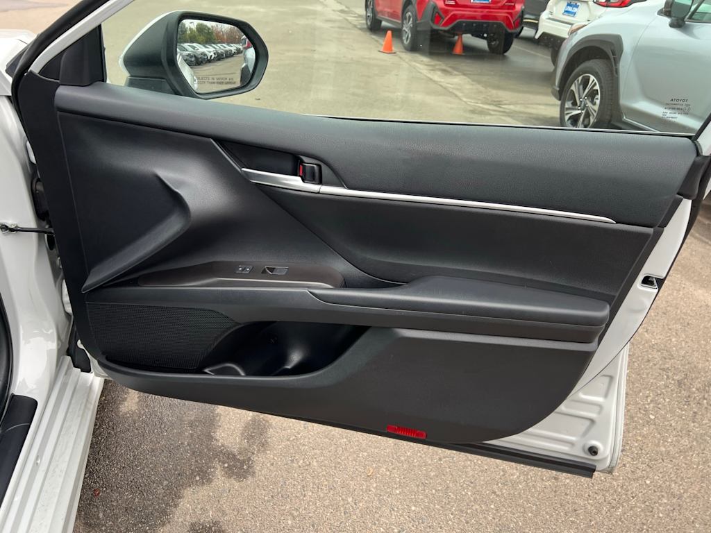 Thumbnail: 2023 Toyota Camry - 31