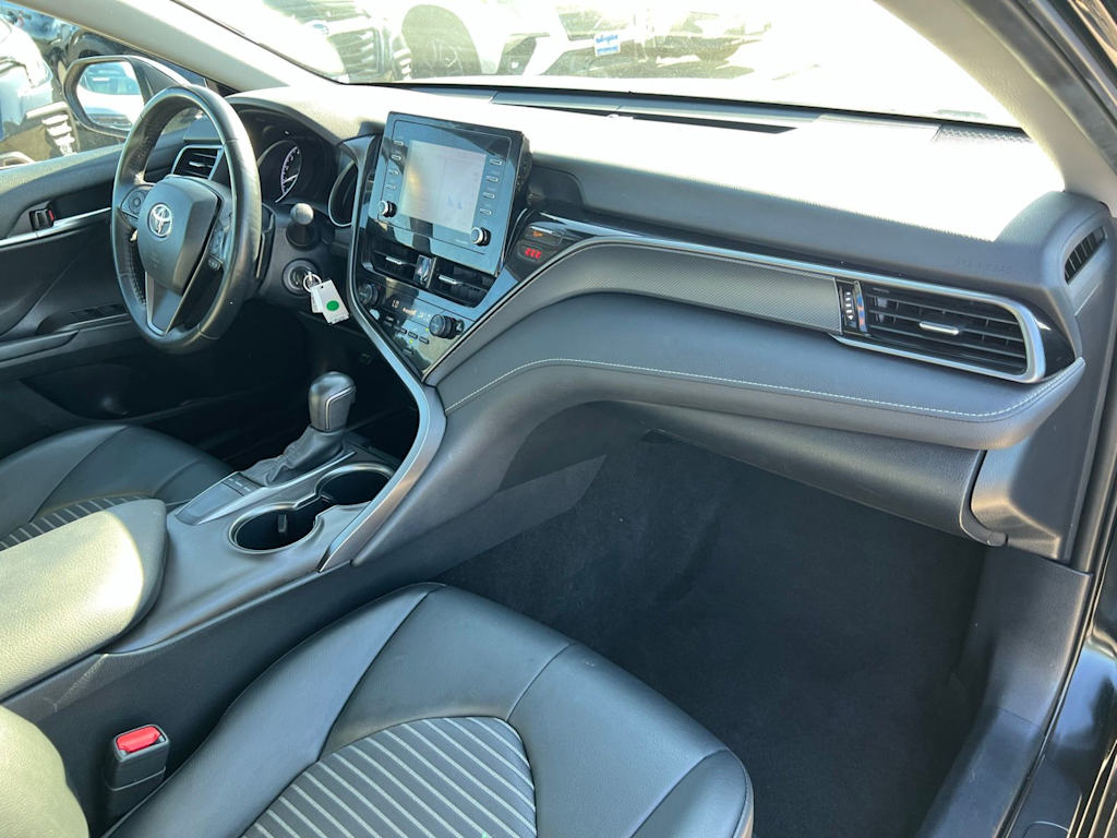 Thumbnail: 2023 Toyota Camry - 9