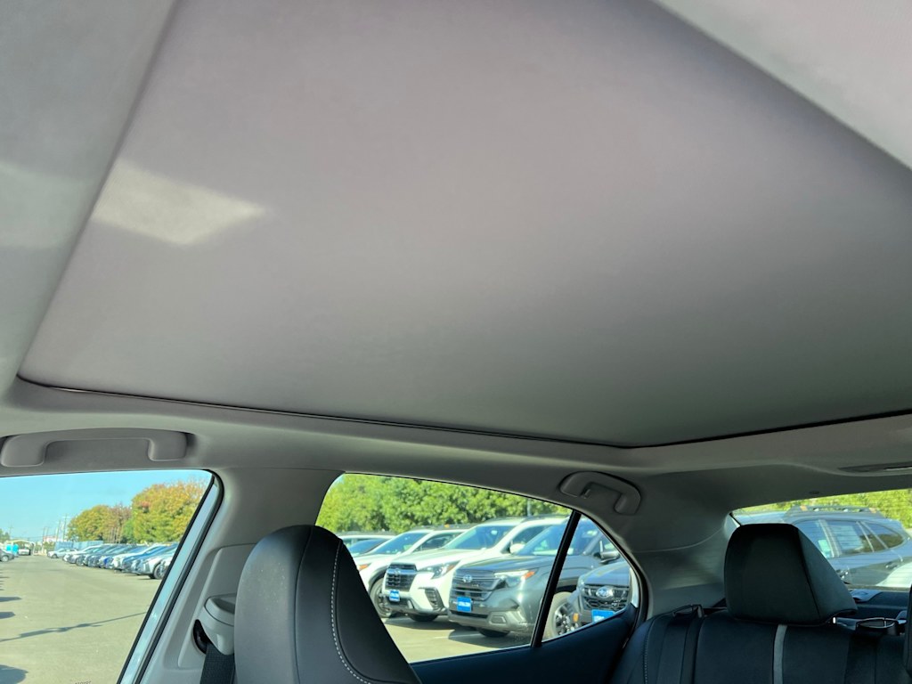 Thumbnail: 2020 Toyota Camry - 36