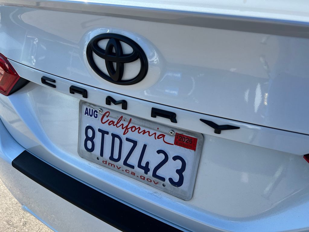 Thumbnail: 2020 Toyota Camry - 7