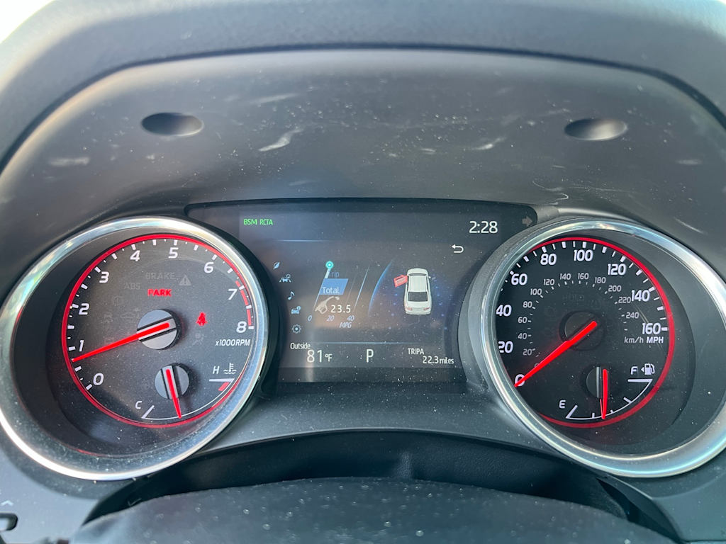 Thumbnail: 2020 Toyota Camry - 16