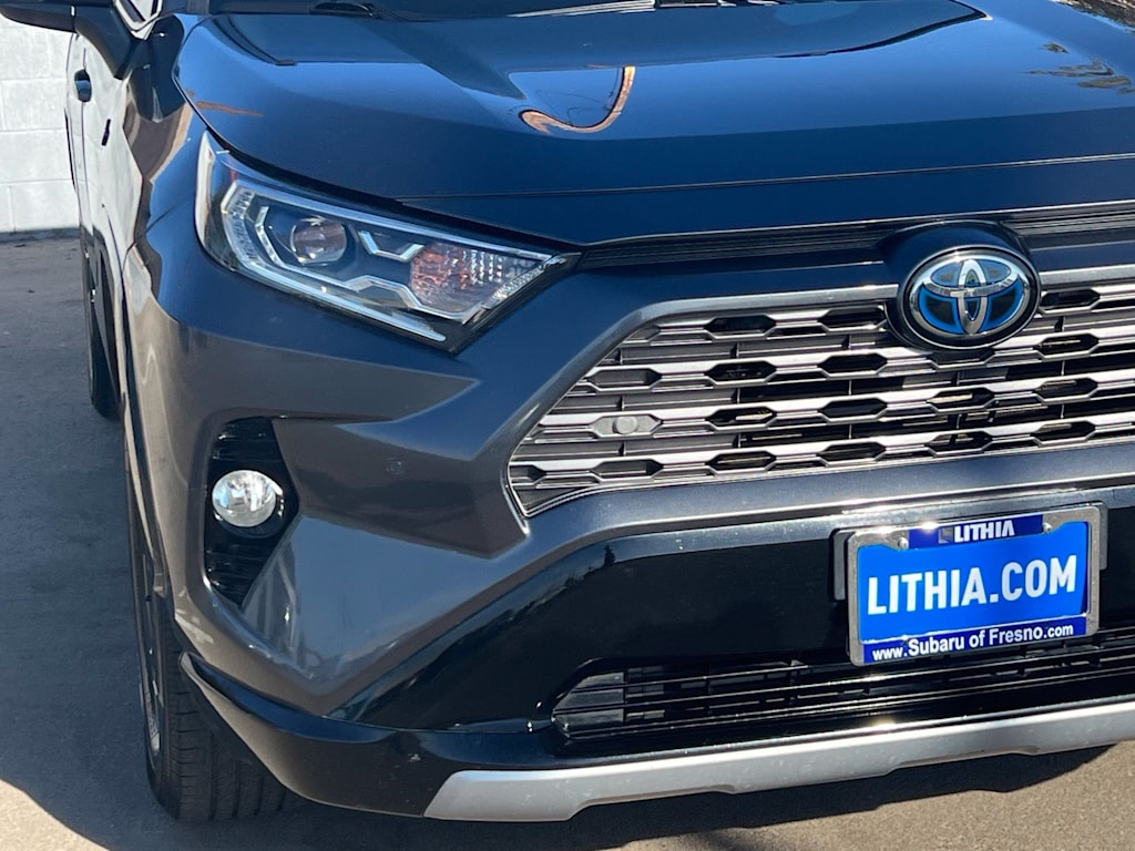 Thumbnail: 2021 Toyota RAV4 - 22