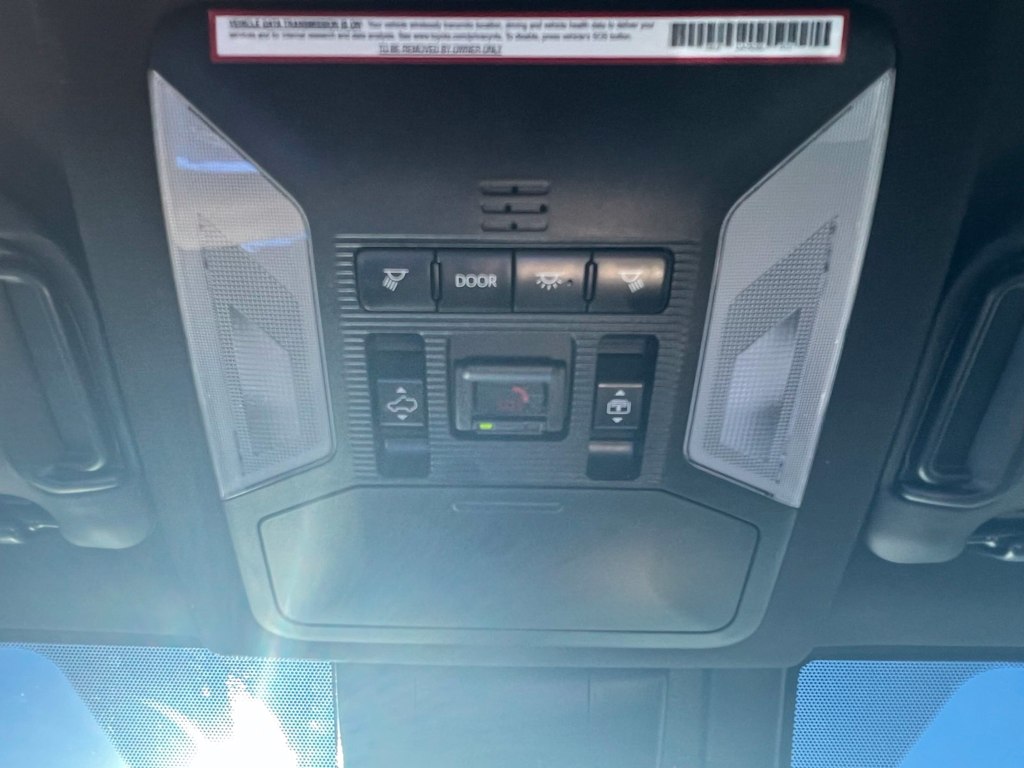 Thumbnail: 2021 Toyota RAV4 - 40