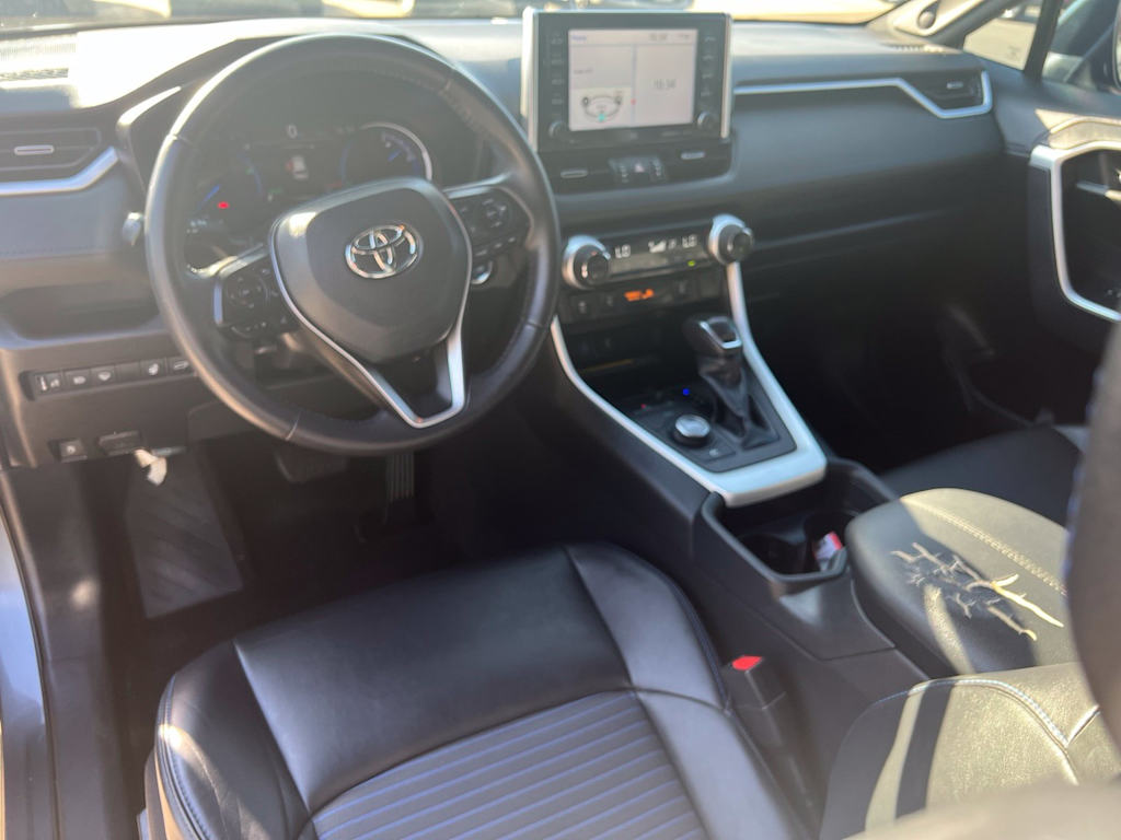 Thumbnail: 2021 Toyota RAV4 - 2