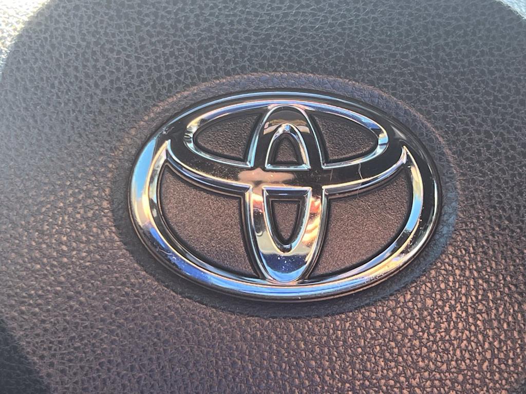 Thumbnail: 2021 Toyota RAV4 - 44
