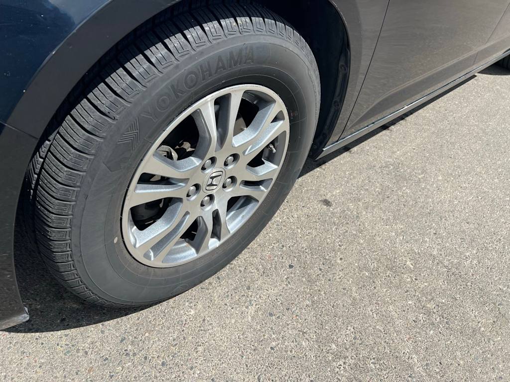 Thumbnail: 2011 Honda Odyssey - 8