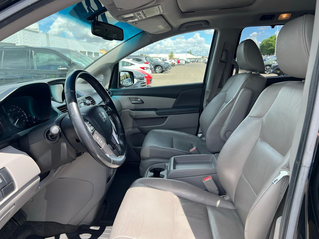 Thumbnail: 2011 Honda Odyssey - 10