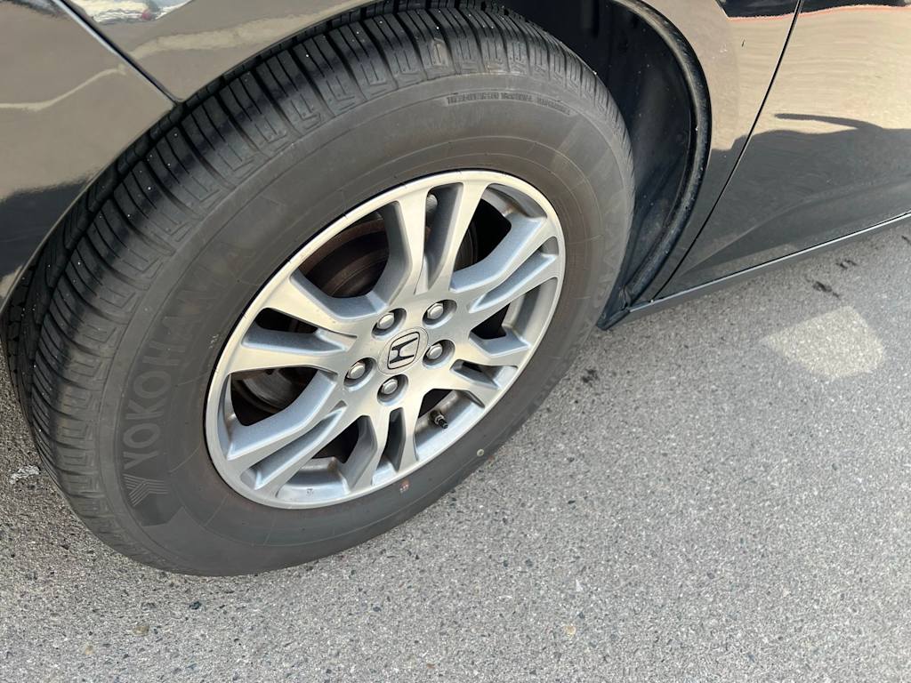 Thumbnail: 2011 Honda Odyssey - 27