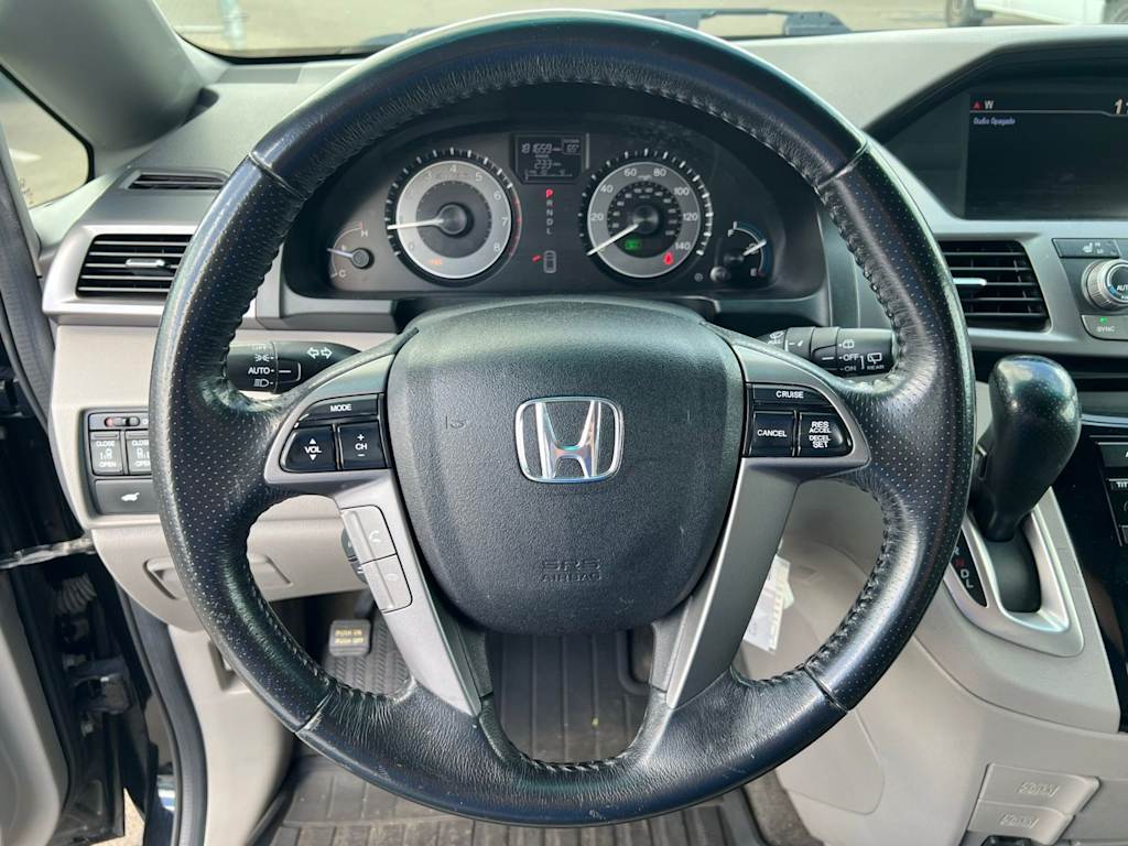 Thumbnail: 2011 Honda Odyssey - 13