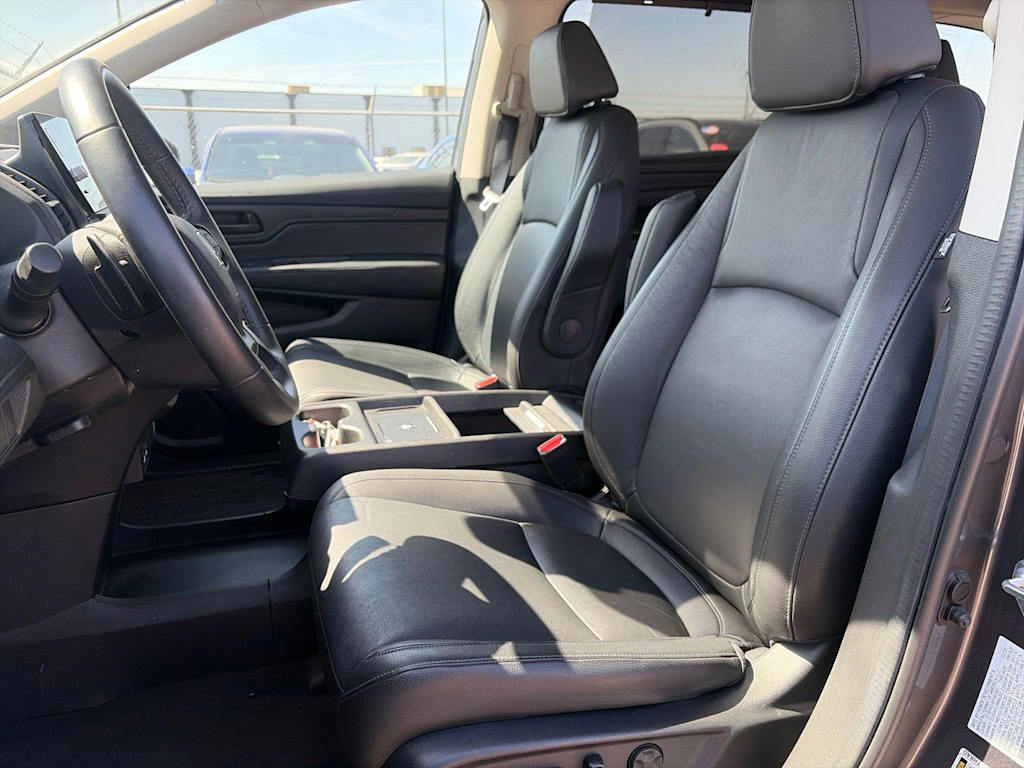 Thumbnail: 2025 Honda Odyssey - 8