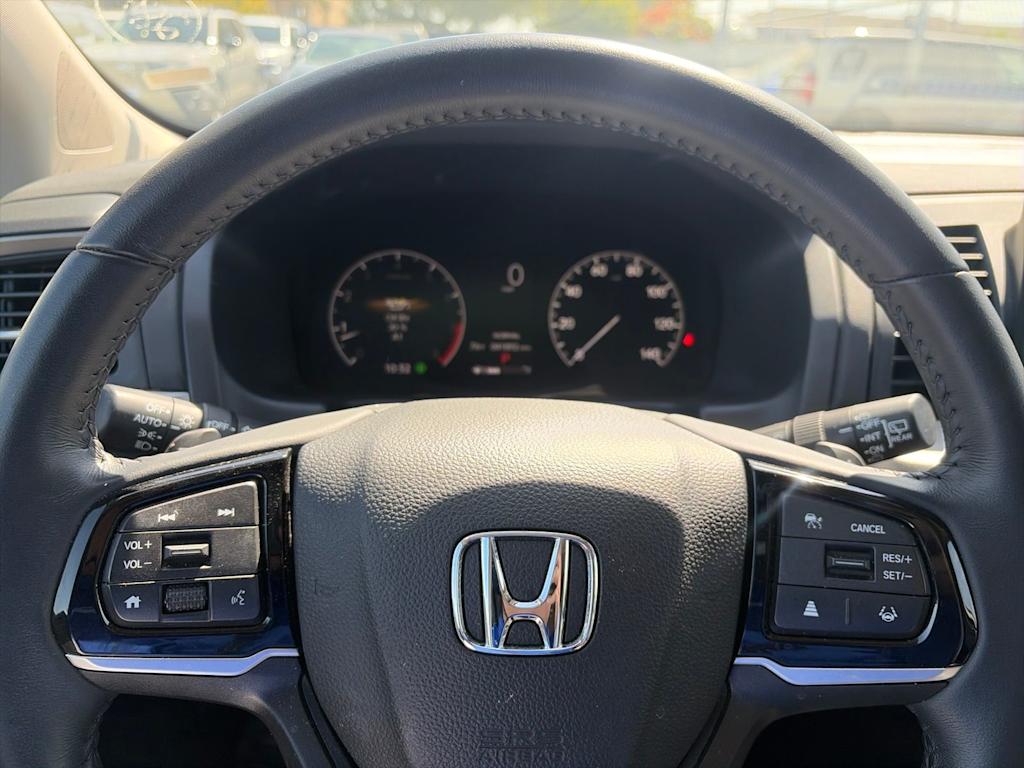 Thumbnail: 2025 Honda Odyssey - 31