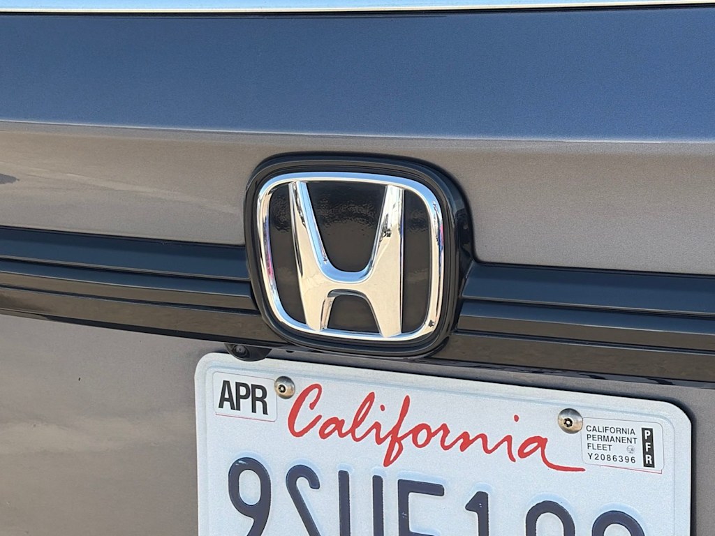 Thumbnail: 2025 Honda Odyssey - 23
