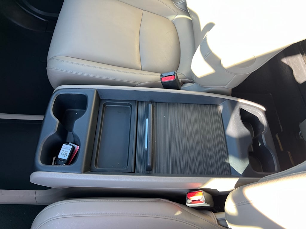 Thumbnail: 2020 Honda Odyssey - 43