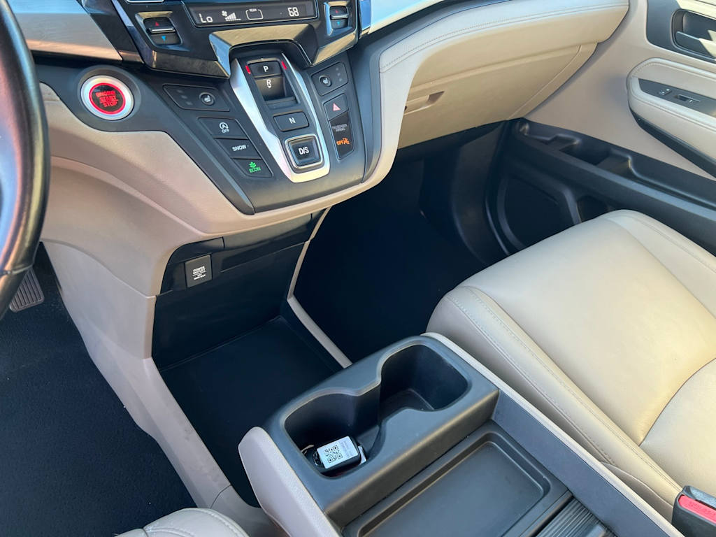 Thumbnail: 2020 Honda Odyssey - 44