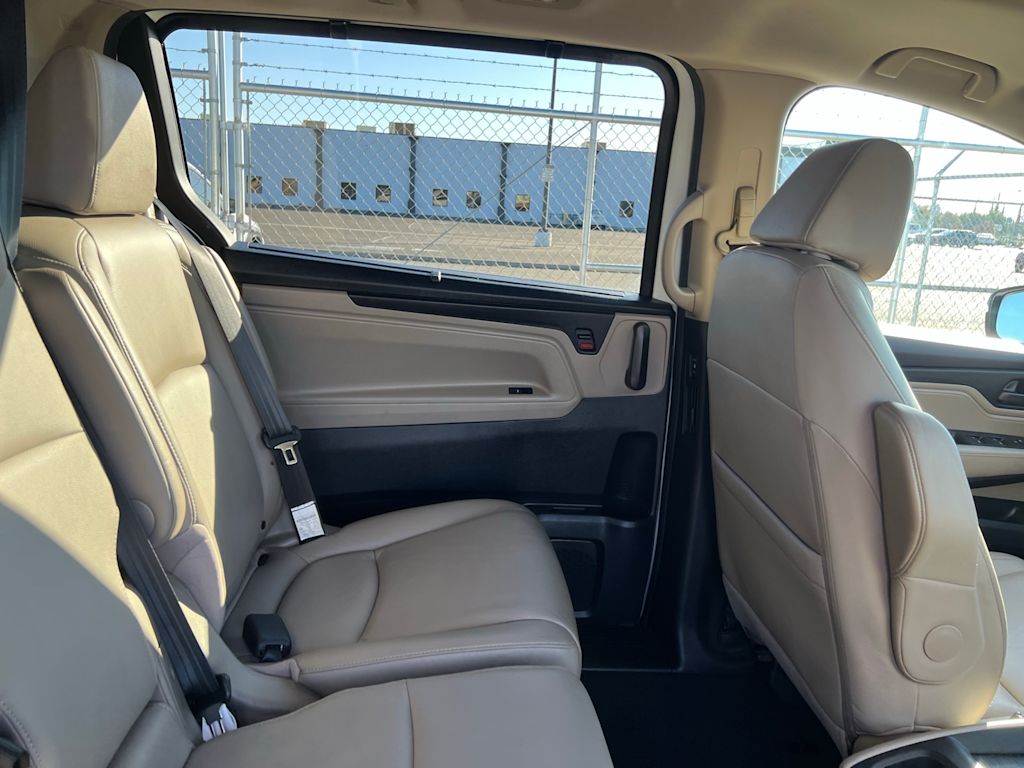 Thumbnail: 2020 Honda Odyssey - 32