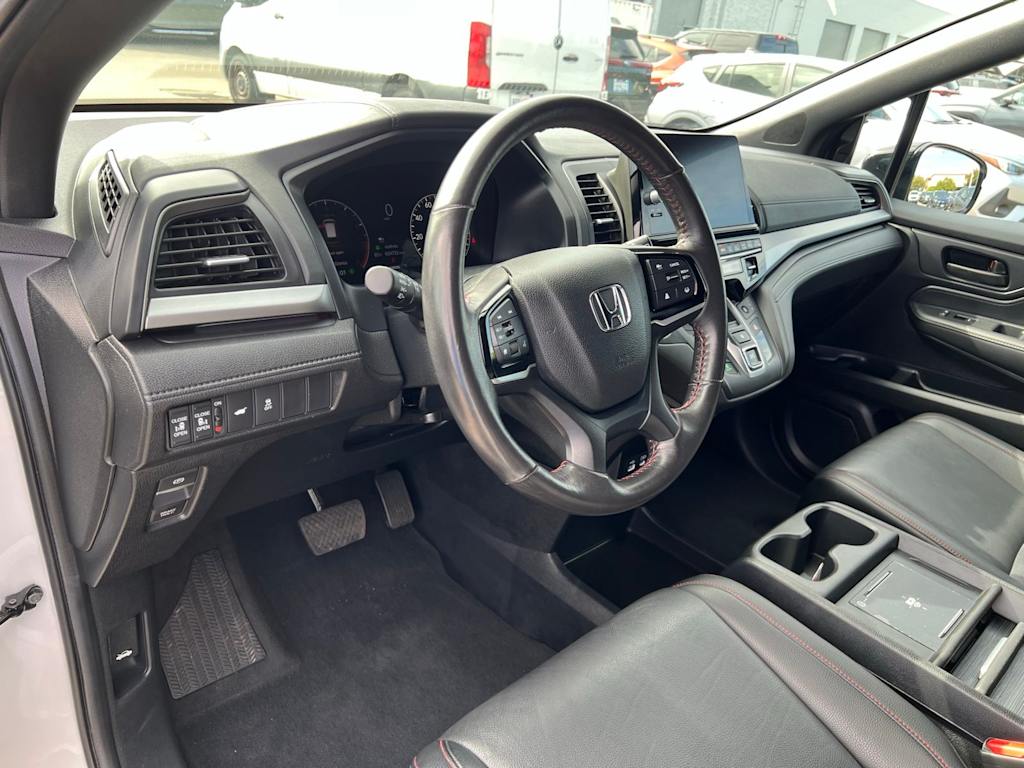 Thumbnail: 2025 Honda Odyssey - 2