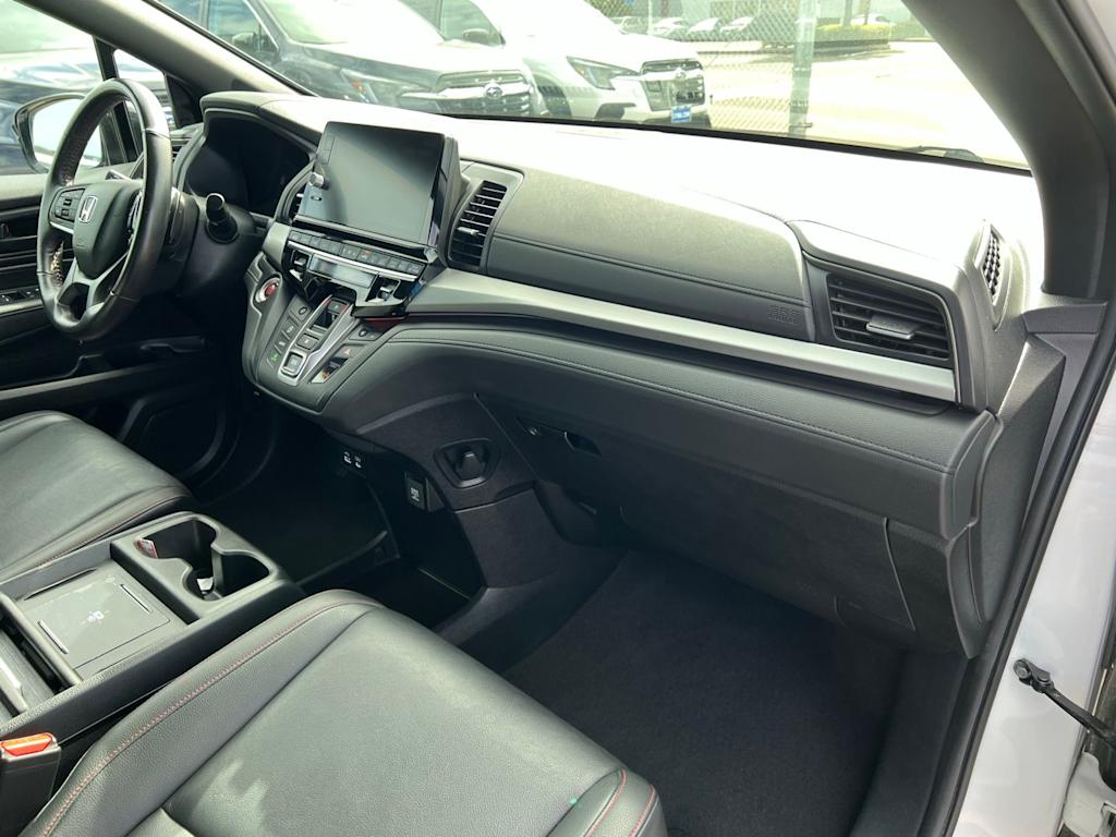Thumbnail: 2025 Honda Odyssey - 9