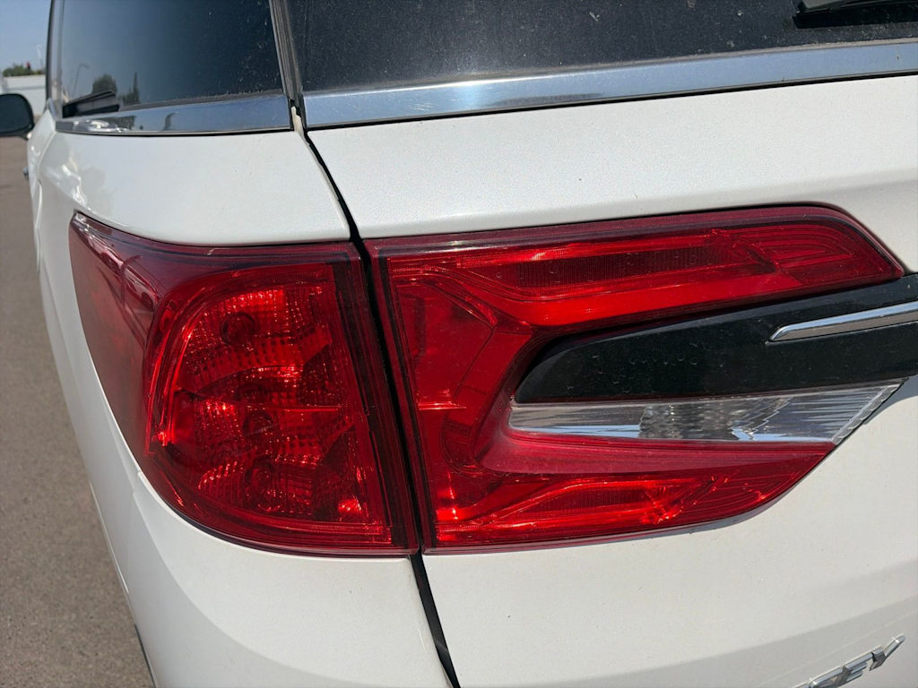 Thumbnail: 2021 Honda Odyssey - 20