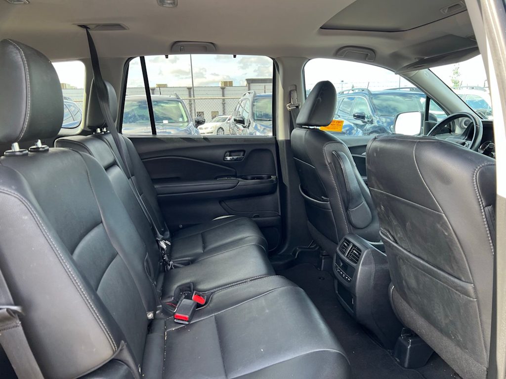 Thumbnail: 2021 Honda Pilot - 30