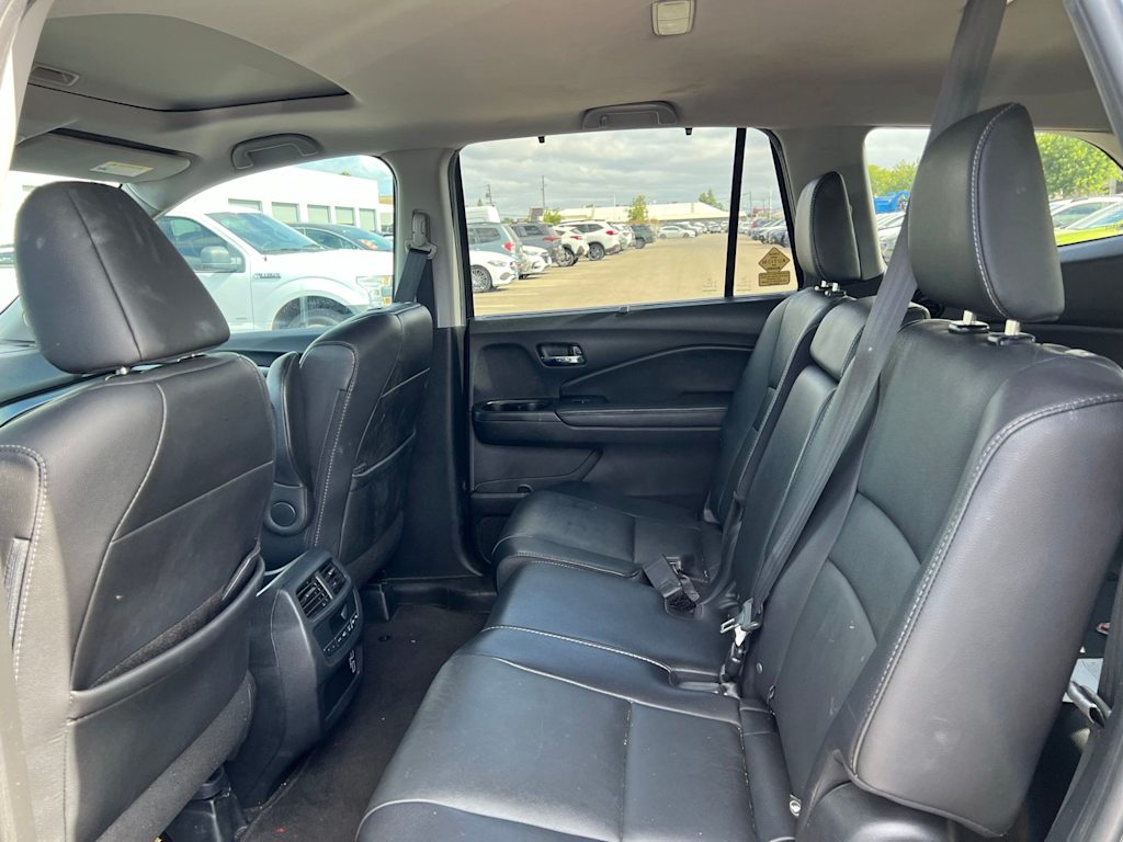 Thumbnail: 2021 Honda Pilot - 26