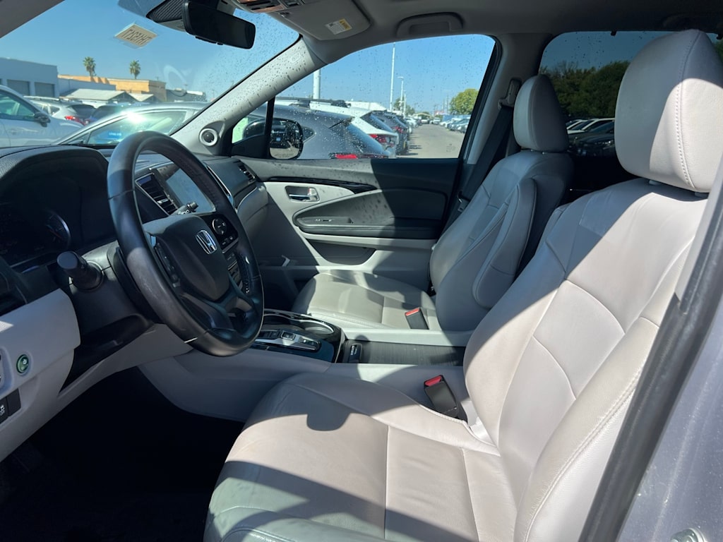 Thumbnail: 2021 Honda Pilot - 10