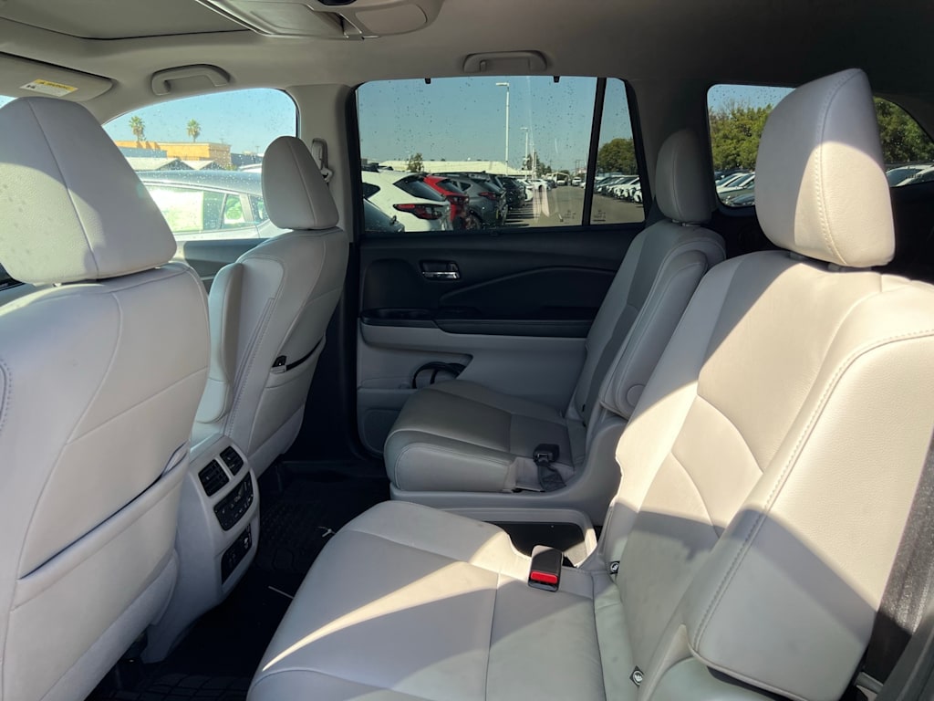 Thumbnail: 2021 Honda Pilot - 25