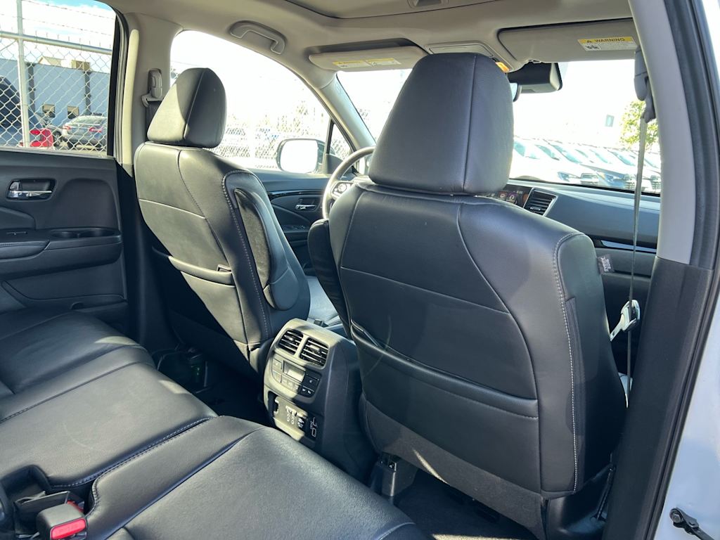 Thumbnail: 2021 Honda Pilot - 31