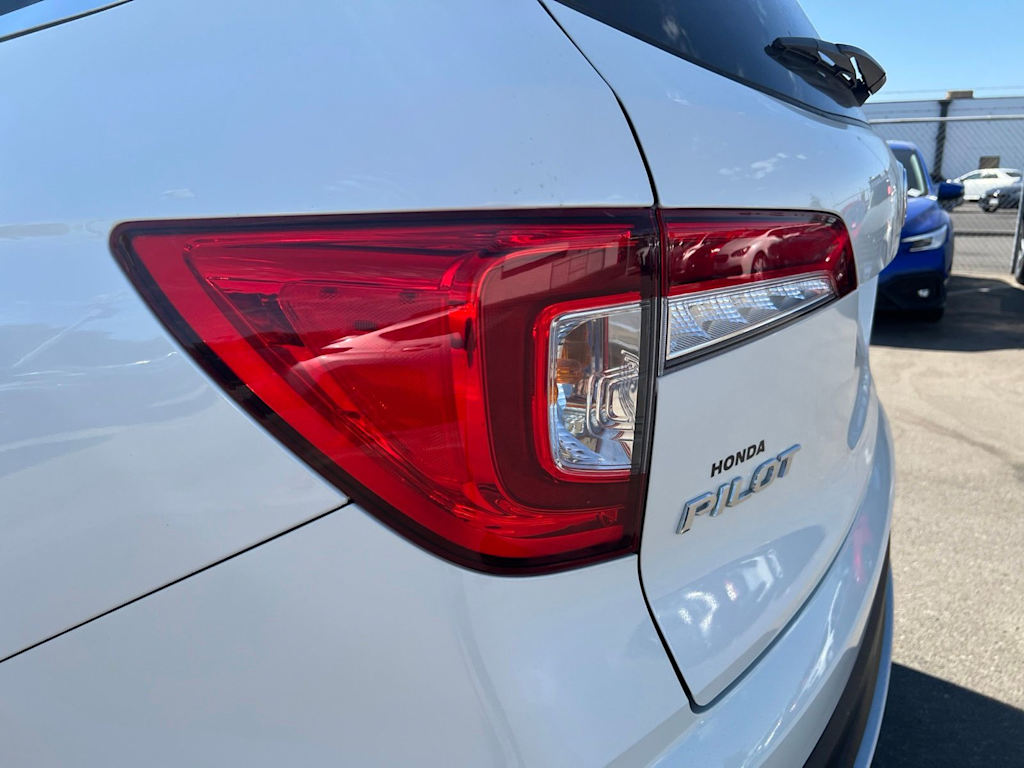 Thumbnail: 2019 Honda Pilot - 27