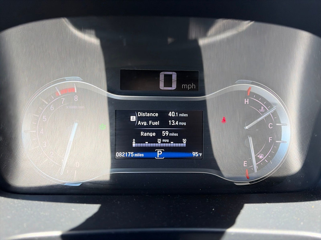 Thumbnail: 2018 Honda Pilot - 13
