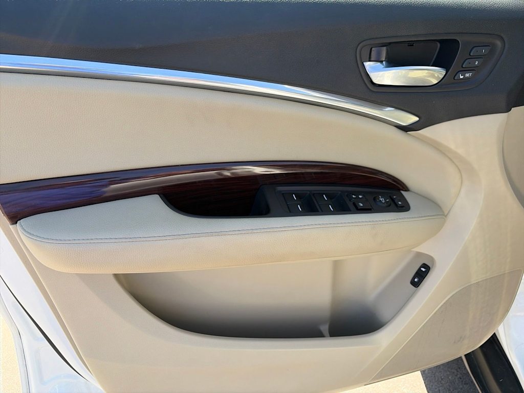 Thumbnail: 2016 Acura MDX - 31