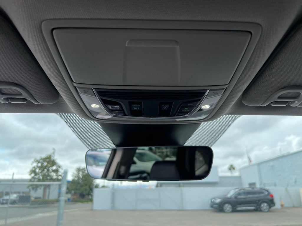 Thumbnail: 2023 Acura MDX - 35