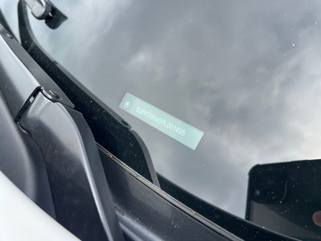 Thumbnail: 2023 Acura MDX - 37