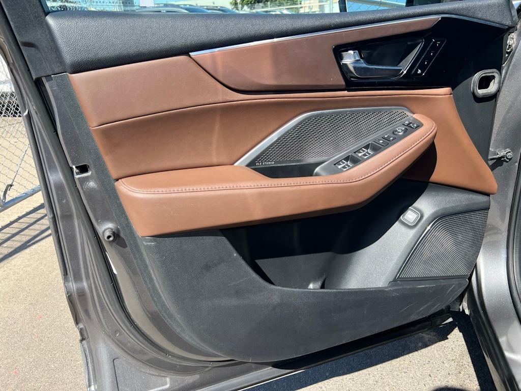 Thumbnail: 2022 Acura MDX - 30