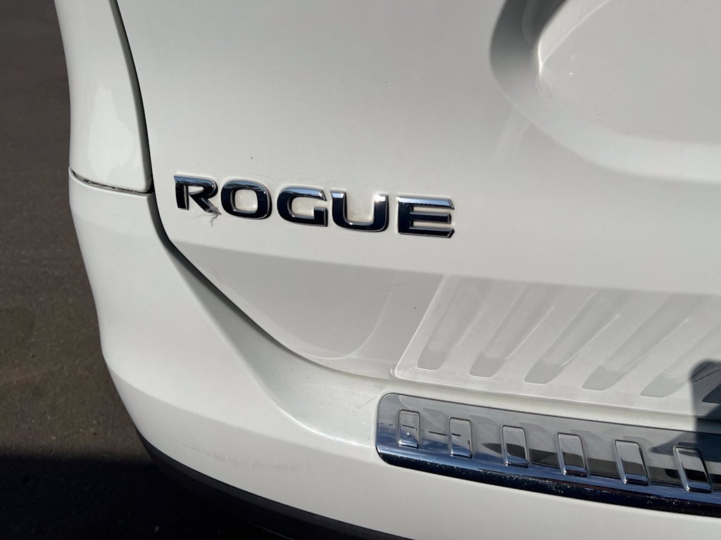 Thumbnail: 2016 Nissan Rogue - 26