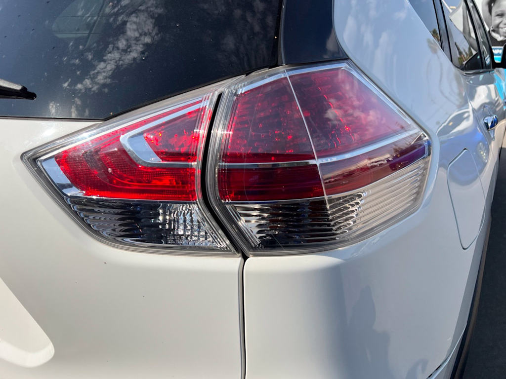 Thumbnail: 2016 Nissan Rogue - 24