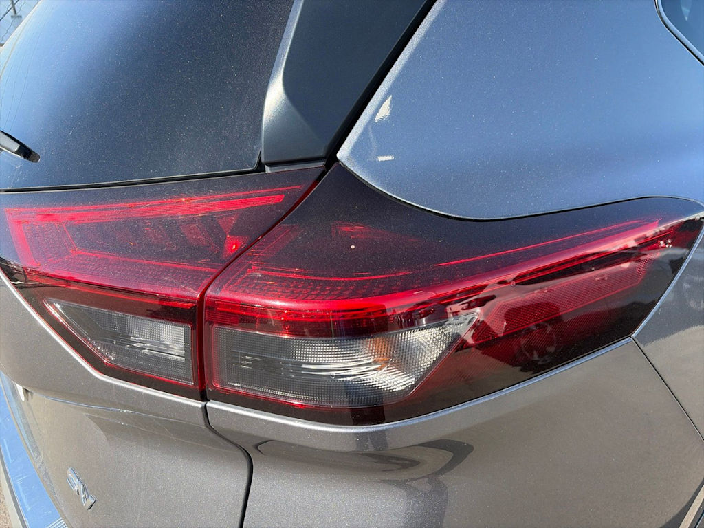 Thumbnail: 2023 Nissan Rogue - 21