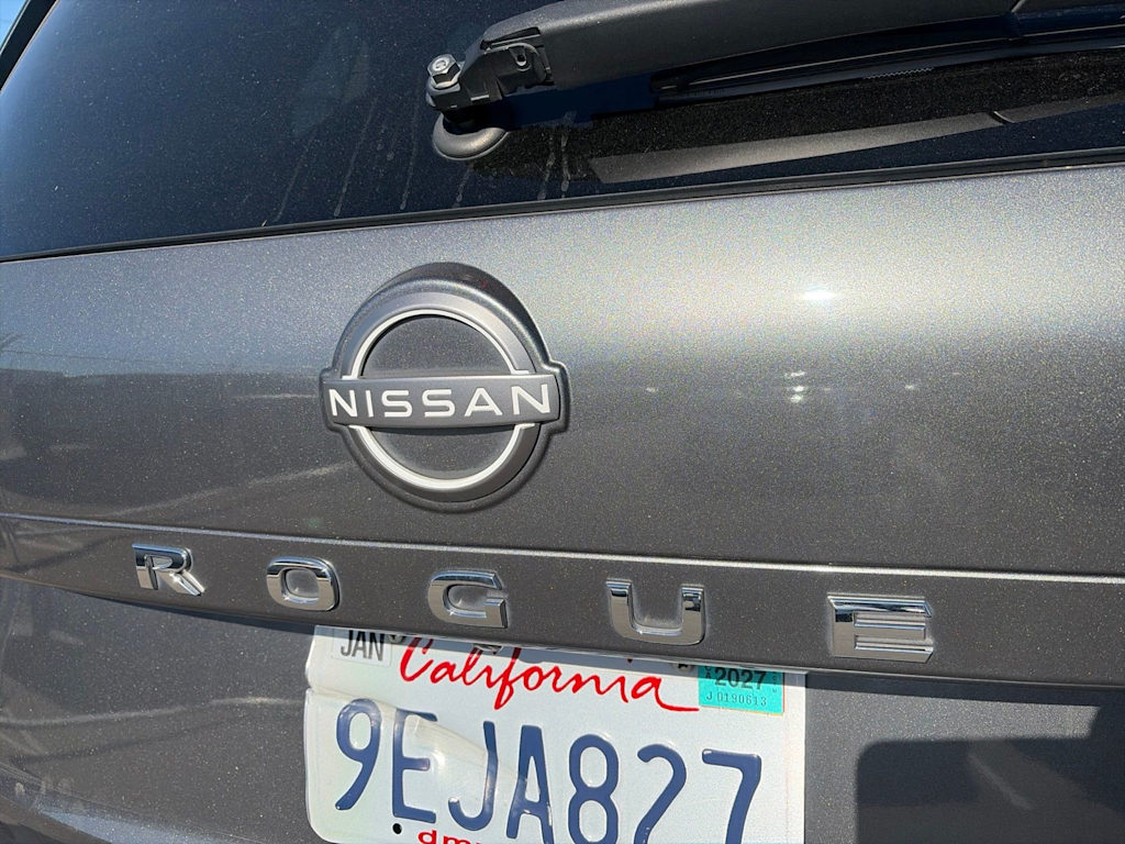 Thumbnail: 2023 Nissan Rogue - 23