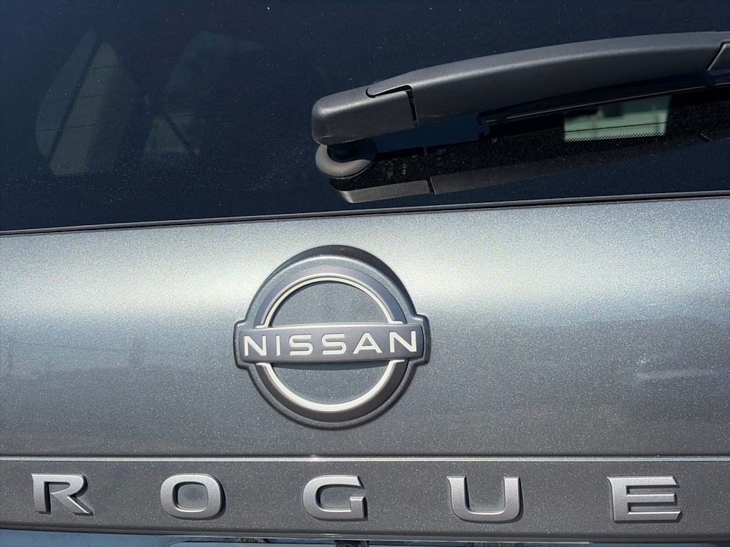 Thumbnail: 2025 Nissan Rogue - 5