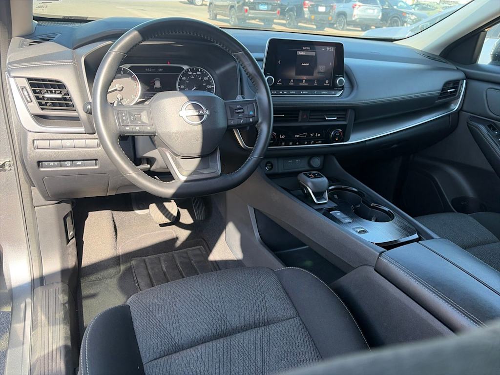 Thumbnail: 2025 Nissan Rogue - 2